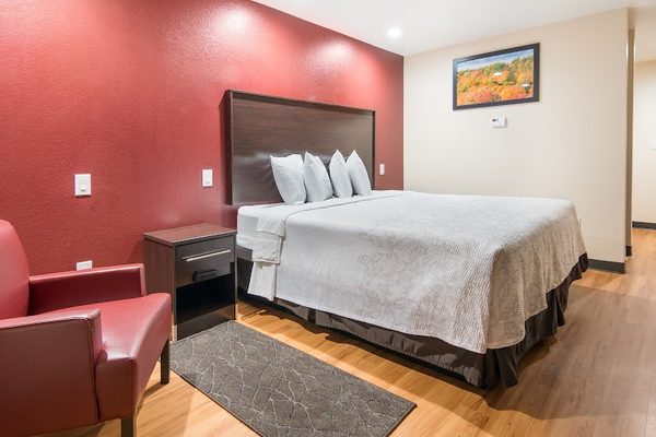 Red Roof PLUS+ Fort Worth - Burleson